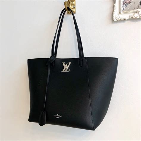 louis vuitton lockme tote price